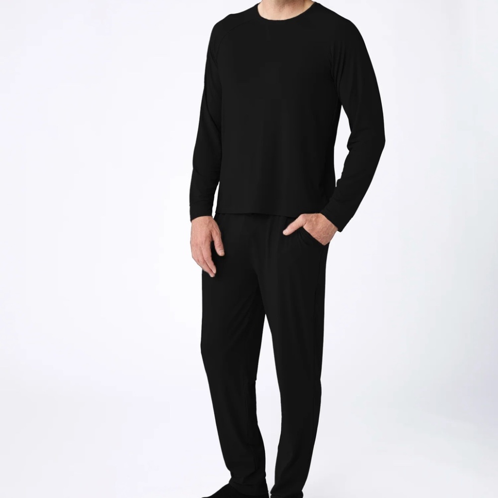 Cozy Earth Men’s Charcoal Stretch Knit Pajama Set – Top and Pants - Large - New
